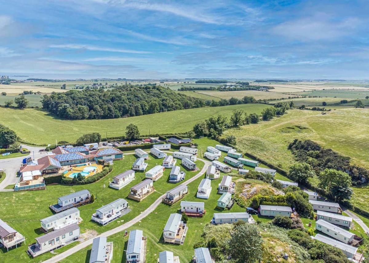 Waren Caravan Park Bamburgh Eksteriør bilde