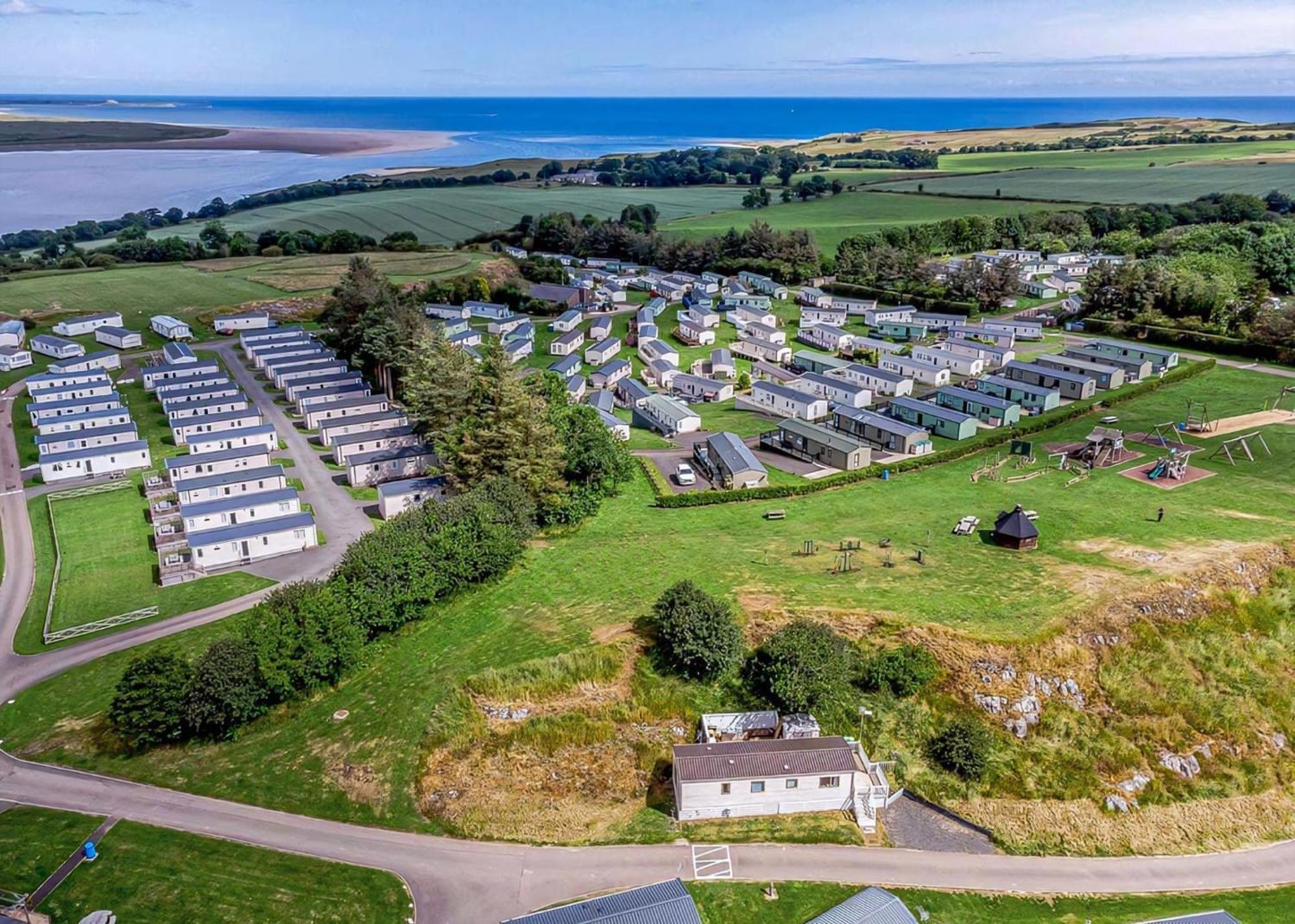Waren Caravan Park Bamburgh Eksteriør bilde